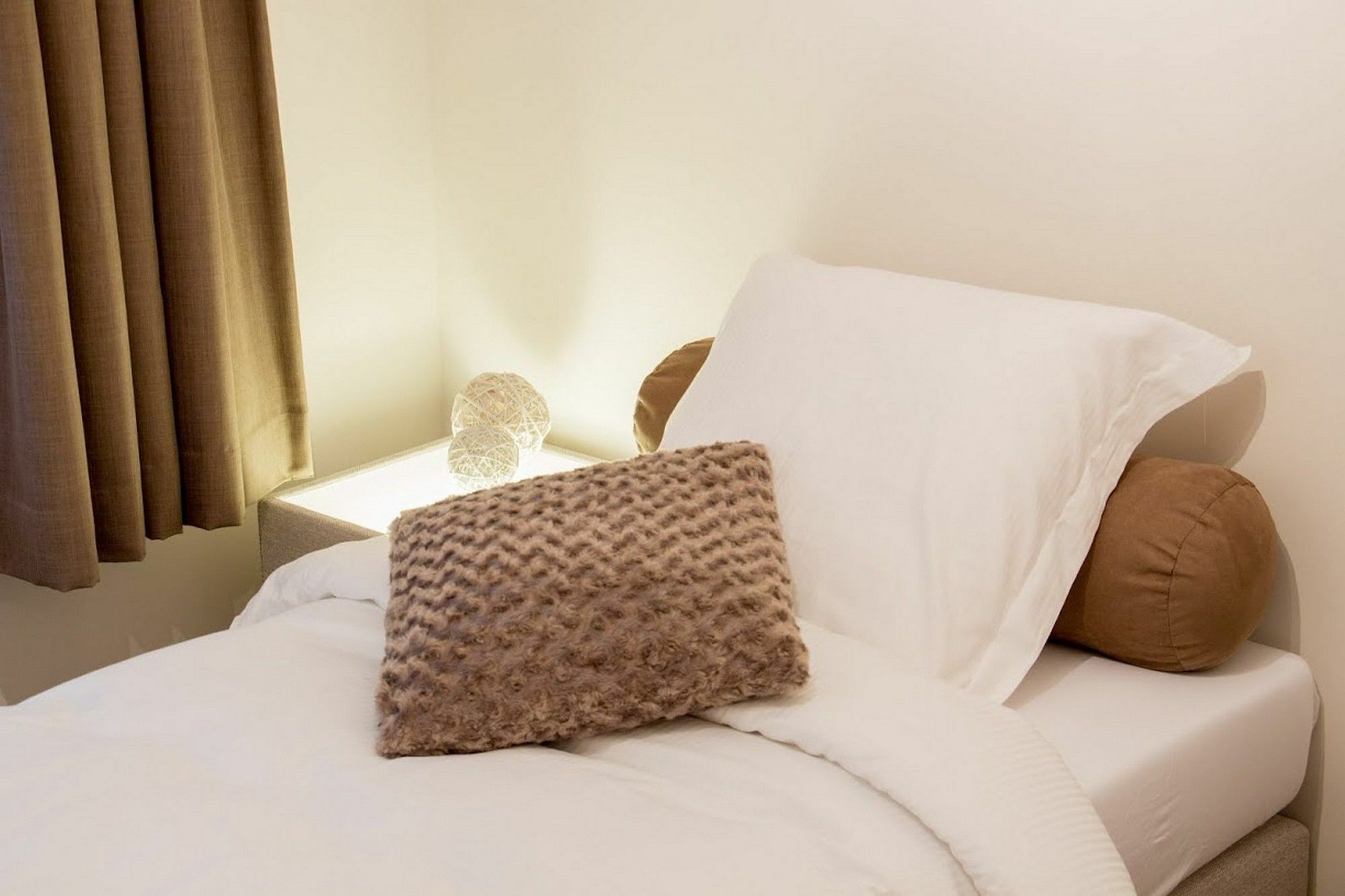 Sweet Inn Apartments - Madou บรัสเซลส์ ภายนอก รูปภาพ