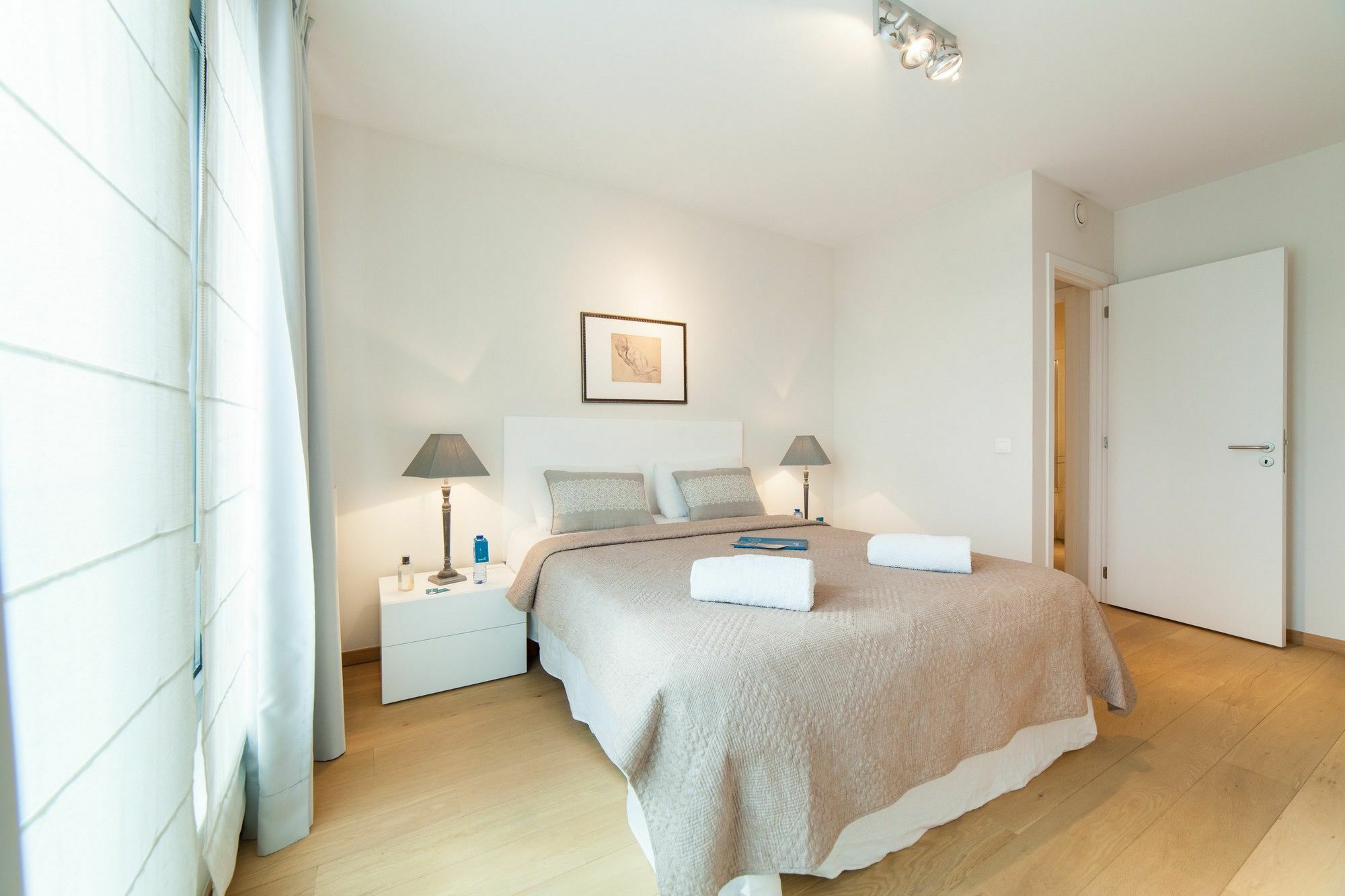 Sweet Inn Apartments - Madou บรัสเซลส์ ภายนอก รูปภาพ