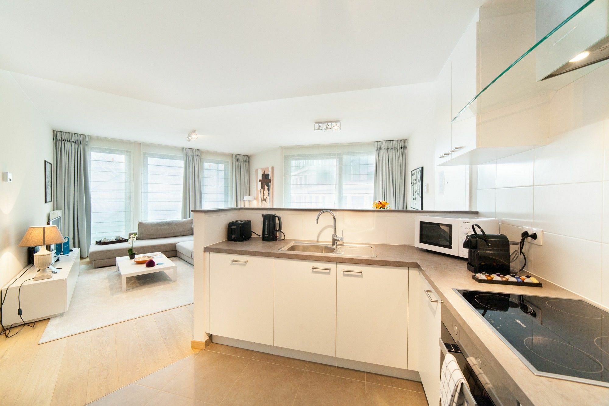 Sweet Inn Apartments - Madou บรัสเซลส์ ภายนอก รูปภาพ